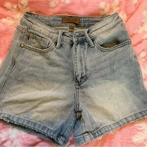Judy Blue Light Wash Jean Shorts